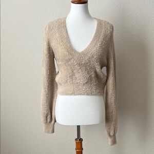 Aritzia V-Neck Cropped Kitten Sweater
